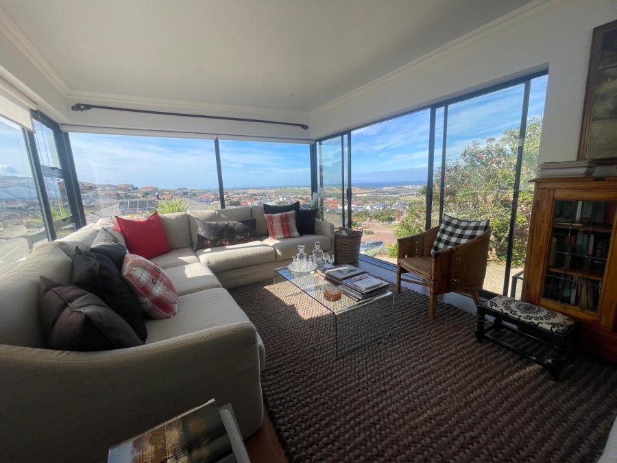 3 Bedroom Property for Sale in Monte Christo Western Cape